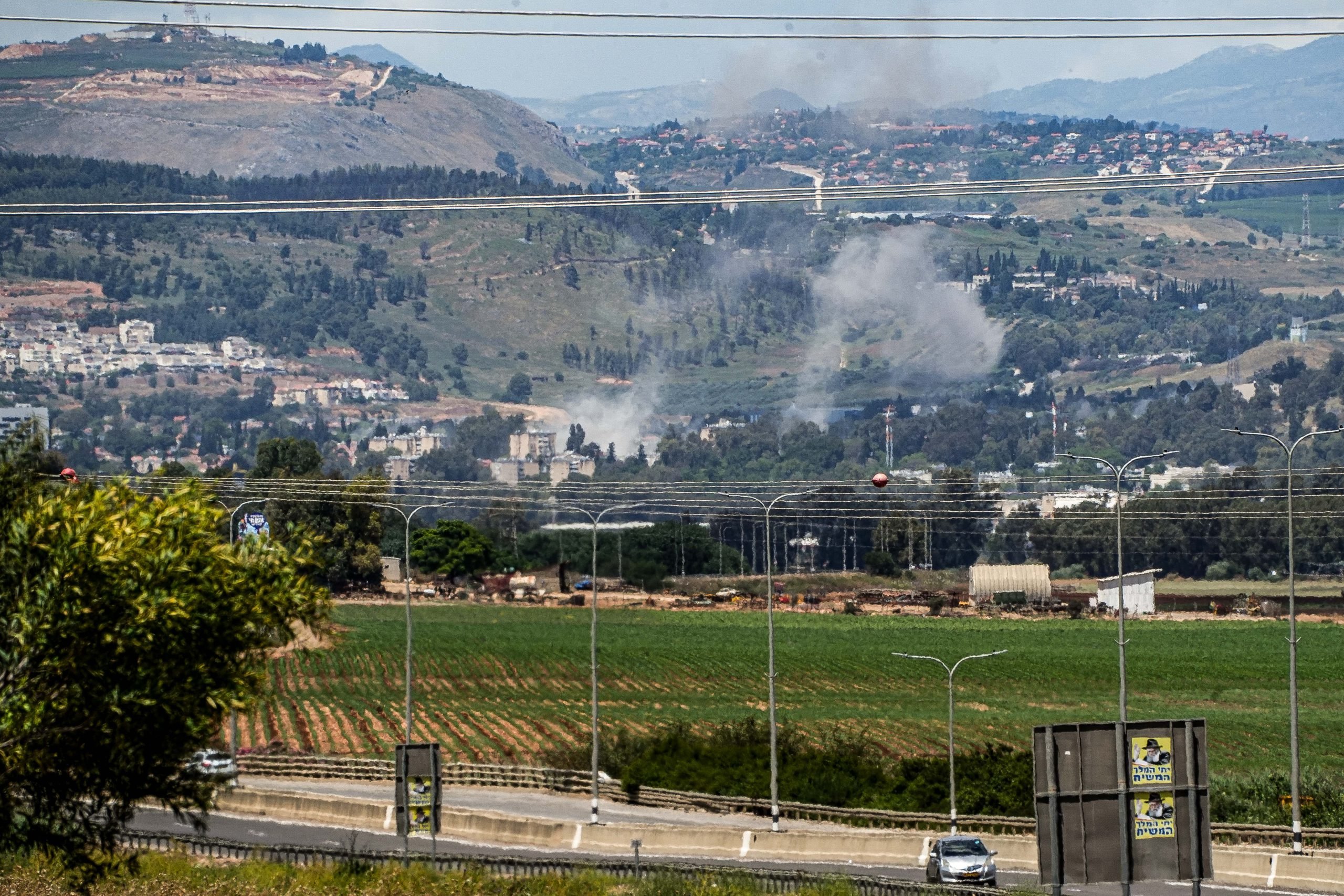 נפילת רקטה בקריית שמונה, ארכיון (צילום: אייל מרגולין/פלאש 90)
