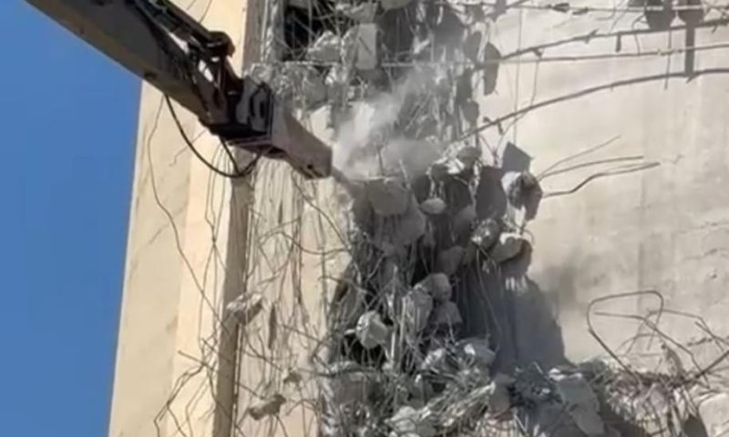 בשורה טובה: החלה הריסת מיכל האמוניה הישן במפרץ חיפה