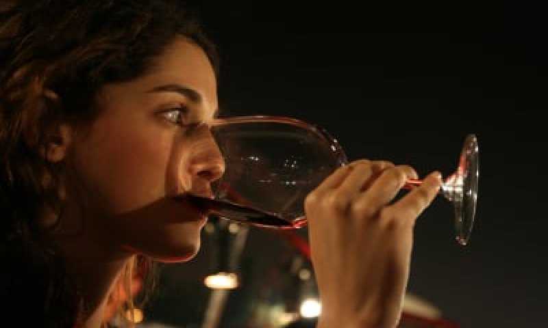 איך בליל הסדר שותים ארבע כוסות ואף אחד לא משתכר?