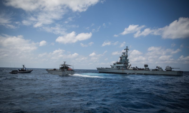 תיעוד דרמטי: חיל הים משתלט על סירות של חמאס