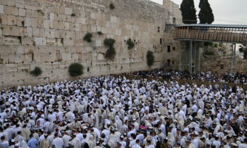 יום ירושלים: בין התחיה הגשמית לתחיה הרוחנית