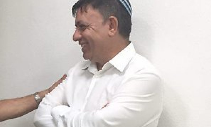 אחד לאחד: אבי גבאי העתיק ציטוט מנפתלי בנט?