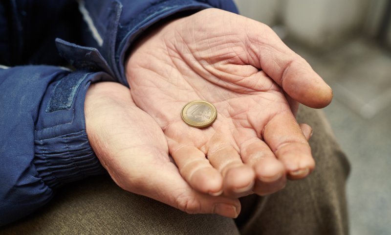 נחשפה כנופייה לניצול חרשים-אילמים בתעשיית הקבצנות