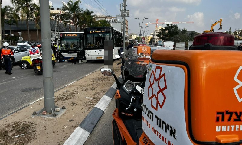 בן 6 נפצע קשה בראשו בתאונת דרכים עם אוטובוס