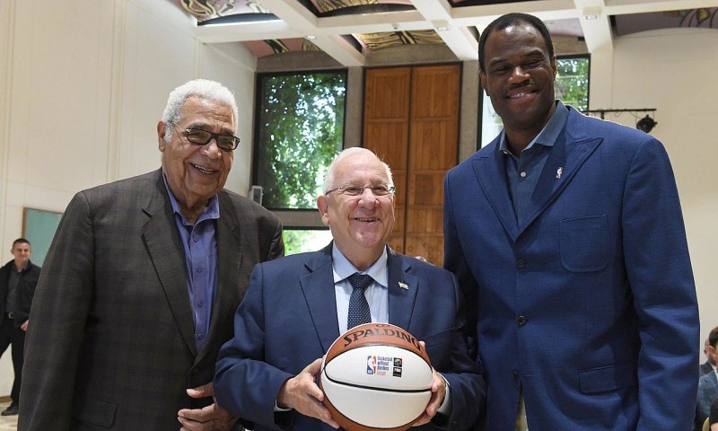 יום הולדת 58 ל"אדמירל" שזכה פעמיים באליפות