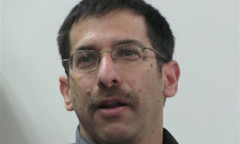 אורבך לשמאל: למה ביקור בקבר רבין כן, ובחברון לא?