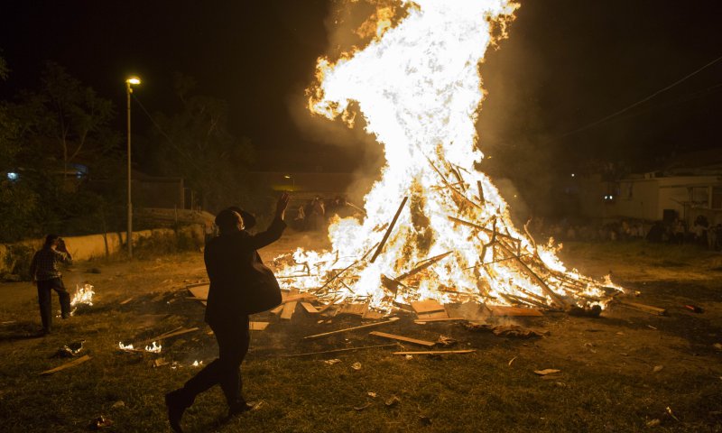 הרב אבינר: הייתי מבטל את ל"ג בעומר