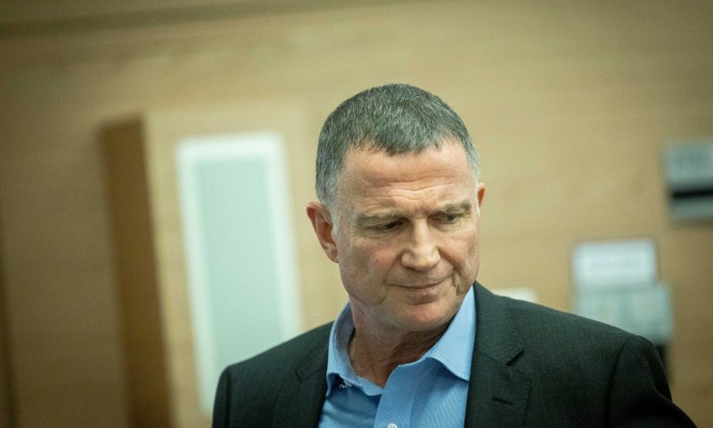 במערכת הפוליטית מגיבים להדחת אדלשטיין: "חרפה שלטונית"