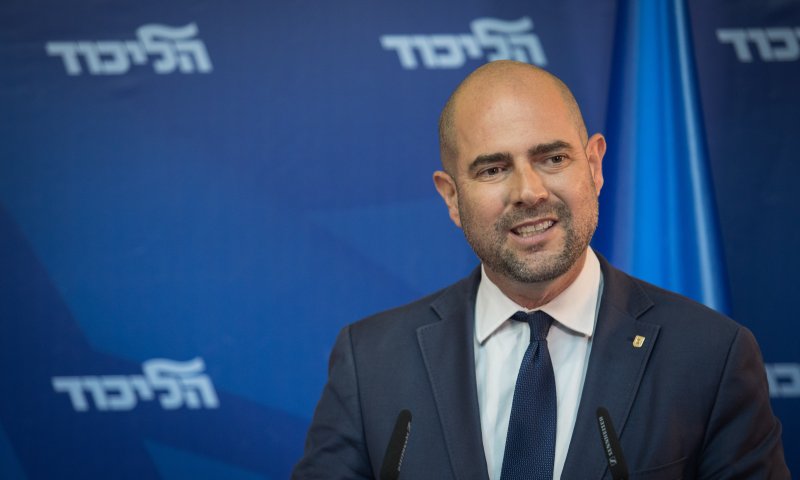 יהדות התורה: "המינוי של אוחנה לשר משפטים &ndash; זמני"