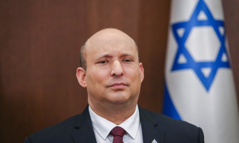 סקר מנדטים: לפיד בשפל; בנט טורף את הקלפים