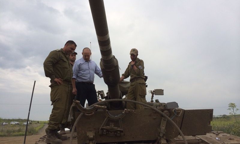 בנט במצפה קונטרה: "אבו מאזן הוא גירסה קיצונית יותר של אסד של 99'"