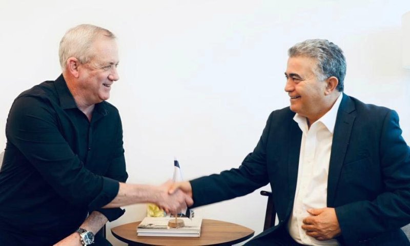 עמיר פרץ: "העבודה תצטרף לממשלת האחדות"