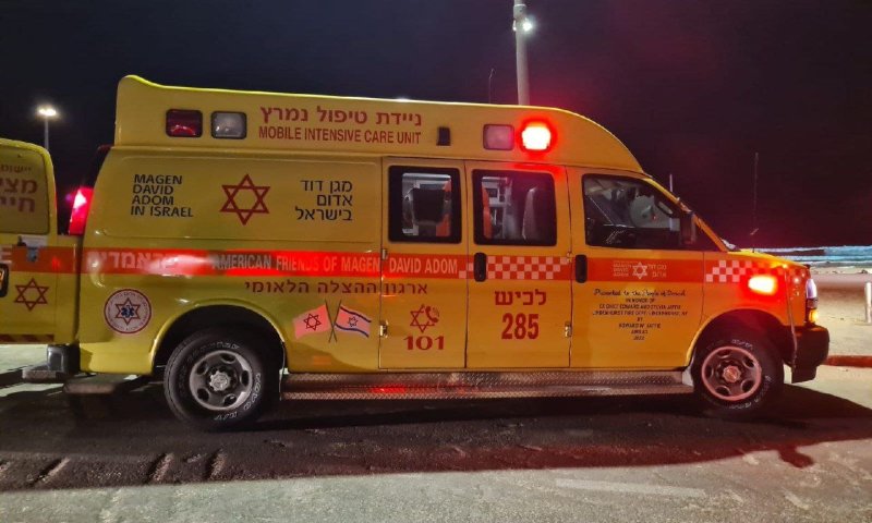 רמלה: שני נערים נפצעו קשה לאחר שנפגעו מרכב