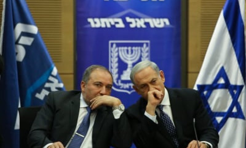 ליברמן מגלה מתי הוא מתכוון להצטרף לממשלה