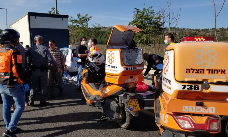 האב נפרד מילדיו: "ידידיה, לך עם אלישיב ותן לו יד"