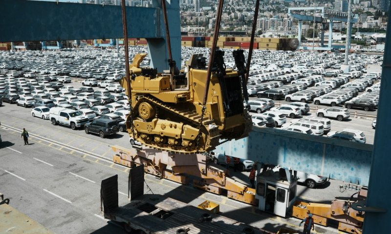 עשרות דחפורי D-9 מהמשלוח שביידן עיכב, הגיעו לישראל