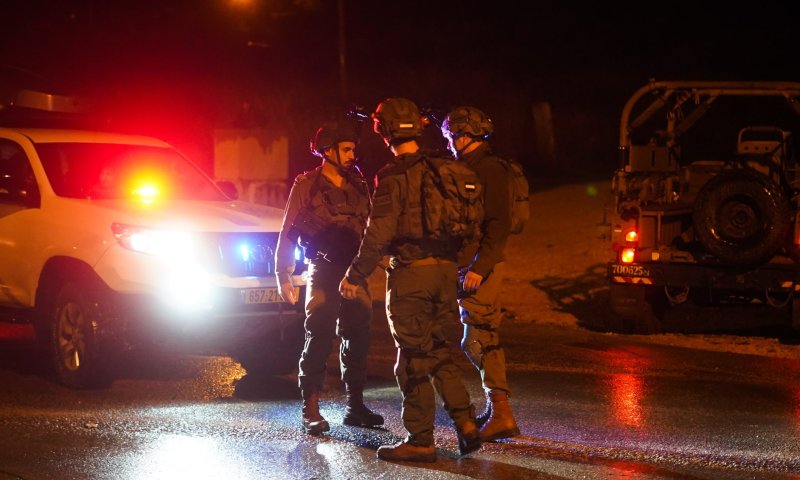 מחבל ניסה לדקור חיילים בשומרון &ndash; ונוטרל