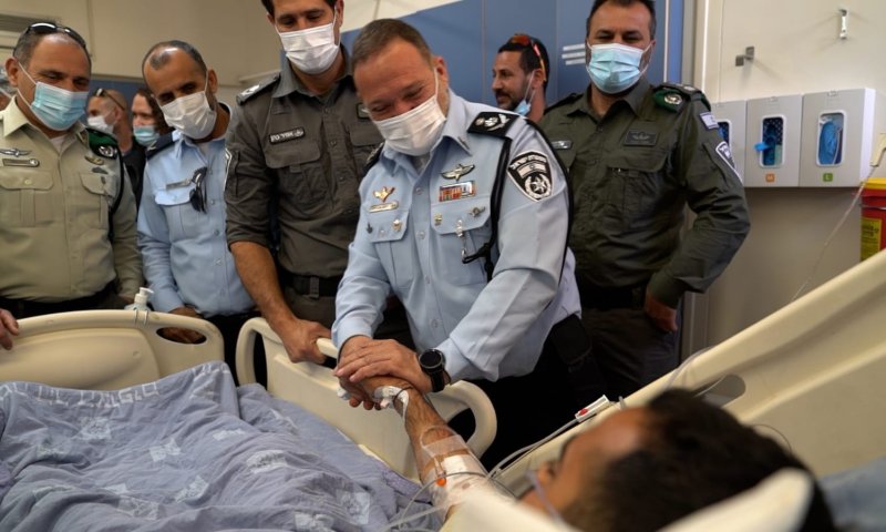 המפכ"ל ללוחם: "הגבת בדיוק כפי שאנו מצפים"