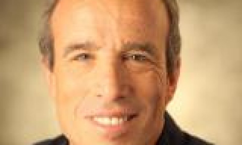 אלעזר שטרן הותקף ע"י אריתראי בדרום תל אביב