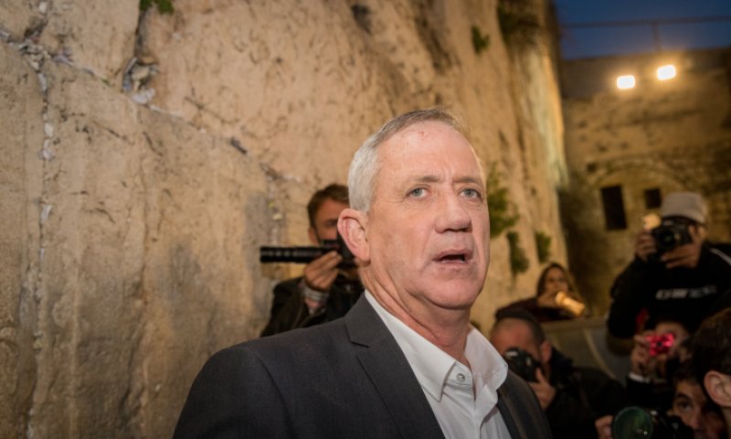 "עוד הוכחה שאסור שגנץ יהיה שר הבטחון"