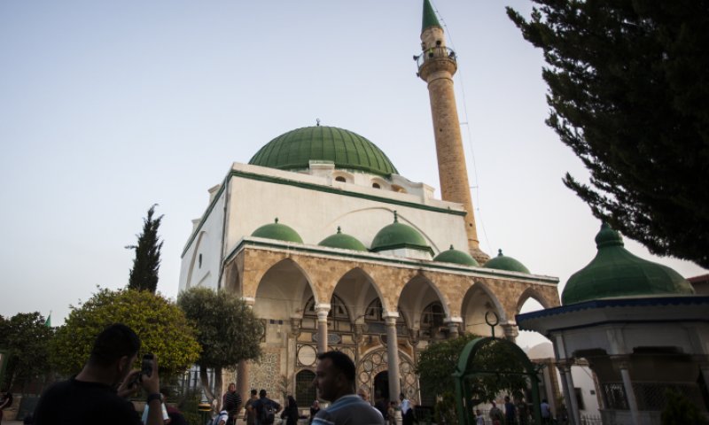 "השריפות- בגלל שניסו לאסור את המואזין"