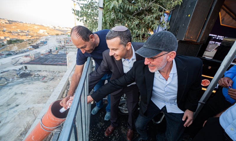 אבן פינה בשכונת נוף ציון: "גאולתה של ירושלים"