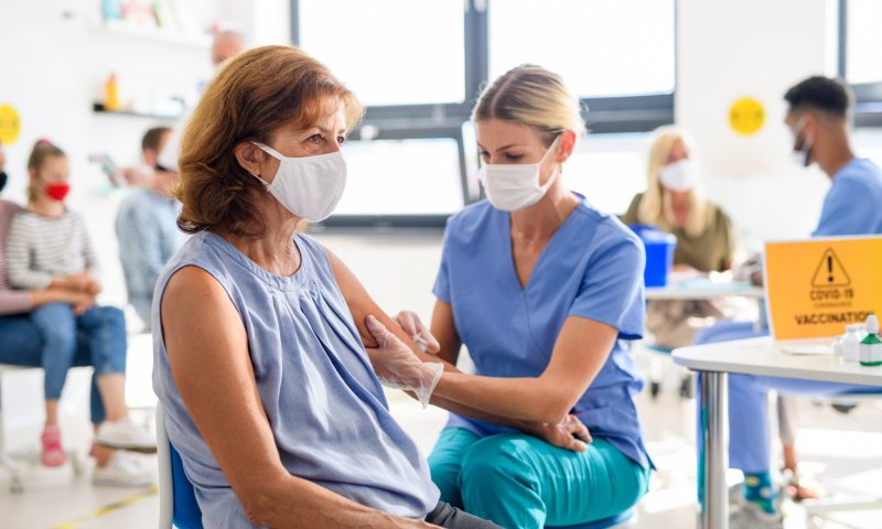 המדינה הראשונה בעולם שמטילה מס על לא מחוסנים