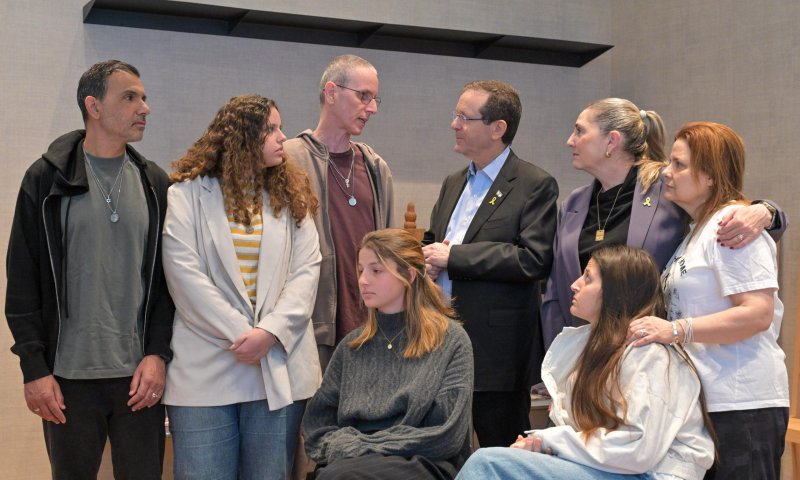 החטוף ששוחרר סיפר על תנאי השבי: אי אפשר לנוח אפילו לדקה אחת