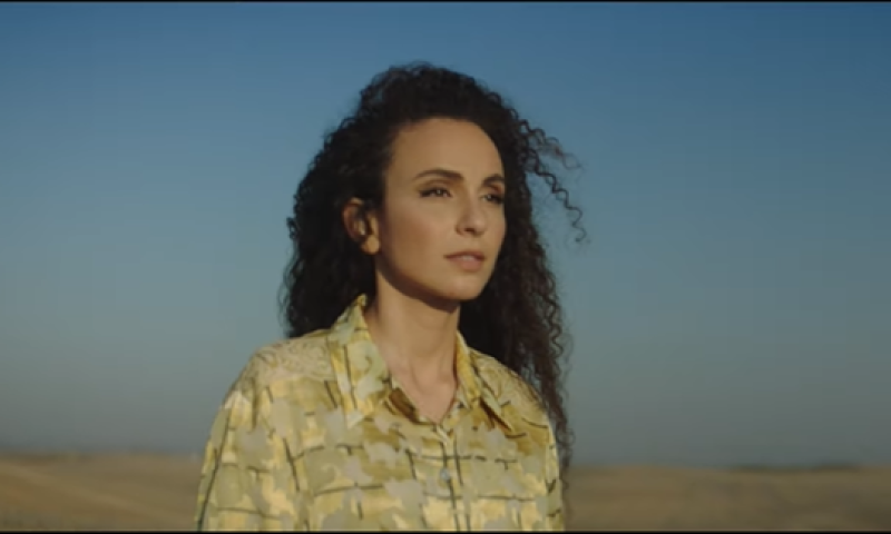 #קצת אחר(ת): יובל דיין בשיר יוצא דופן. צפו