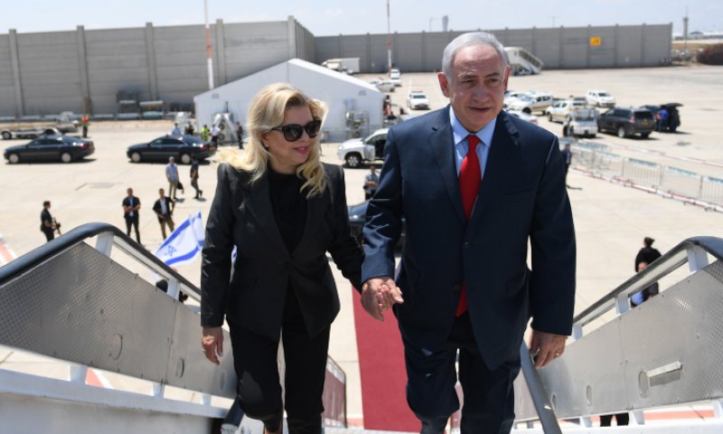 עיתונאי 'הארץ' שהפך לידיד אישי של משפחת נתניהו