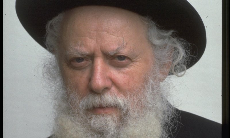 צפו: 12 שנה לפטירתו של הרב אברהם שפירא זצ"ל