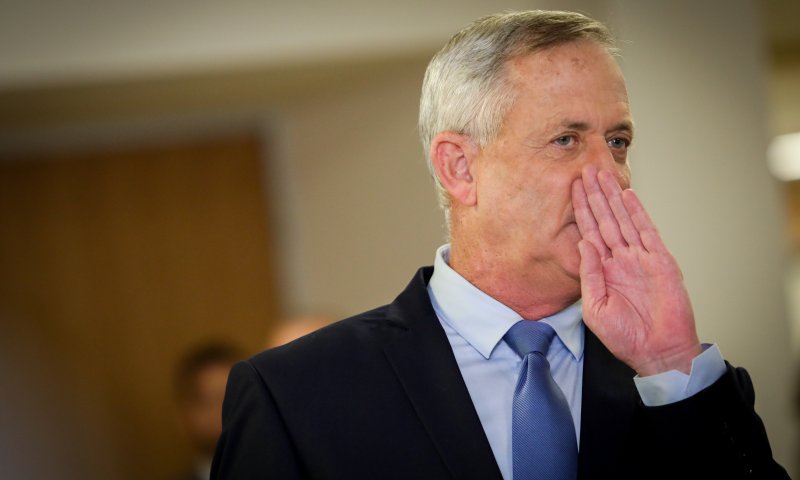 מה יש בנייד של גנץ שמעניין כל כך את האיראנים והרוסים