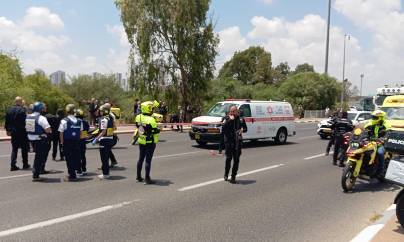 קצין ולוחם צה"ל נפצעו קשה בפיגוע ליד צריפין