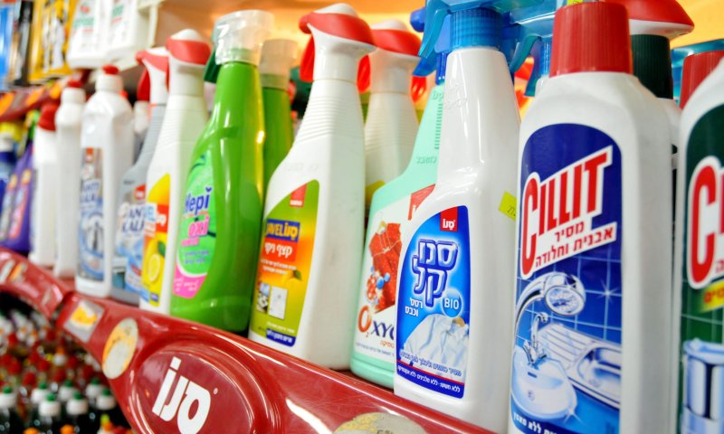 בני ברק: פעוטה שתתה חומר ניקוי; פונתה במצב קל