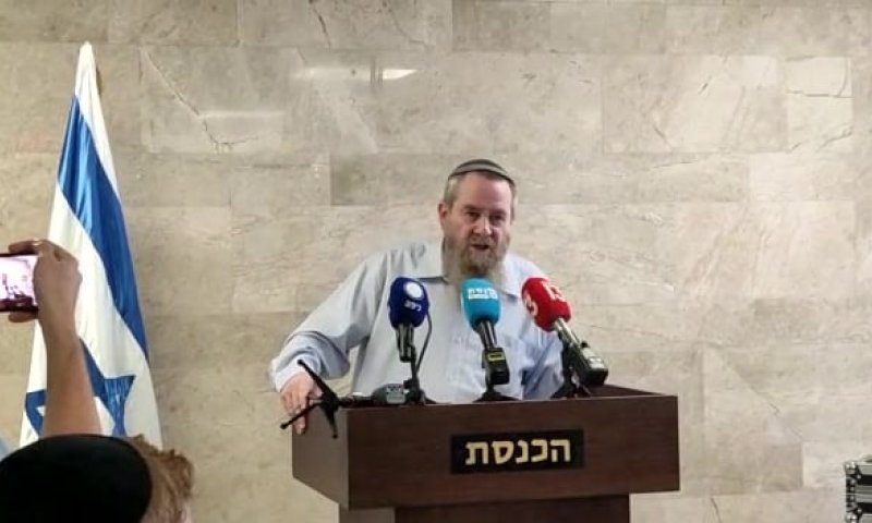 אבי מעוז: "לא מבקש לבטל את מצעדי הגאווה"