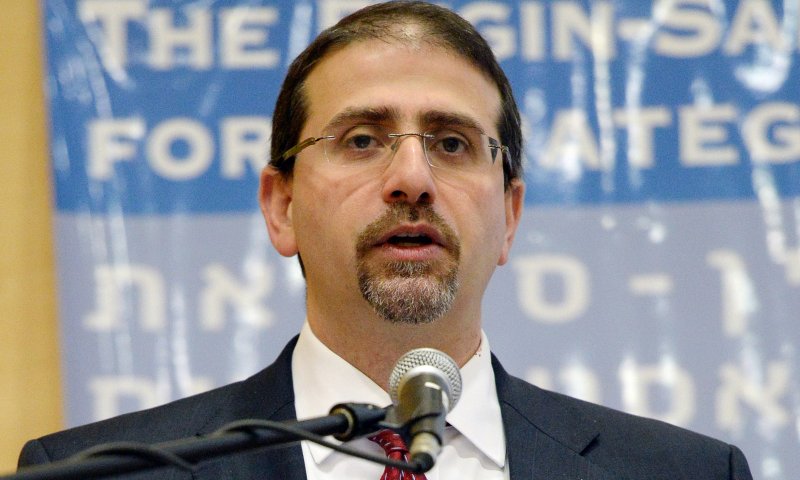 ביום שקוברים אם לששה &ndash; דבריו אינם מקובלים