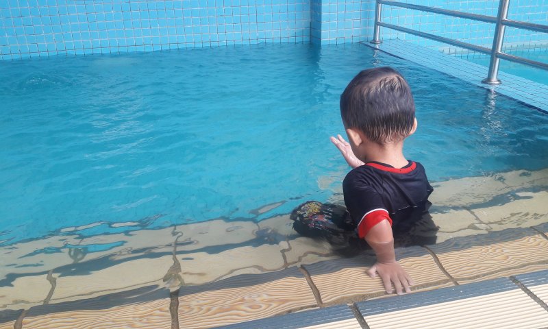 החזרה לבריכות: בתוך דקות, 2 מקרים של טביעת פעוטות