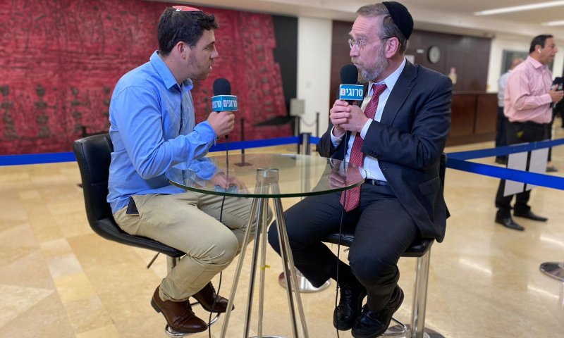 פינדרוס לסרוגים: "בנט בגד? כן. בכל מה שאמר"