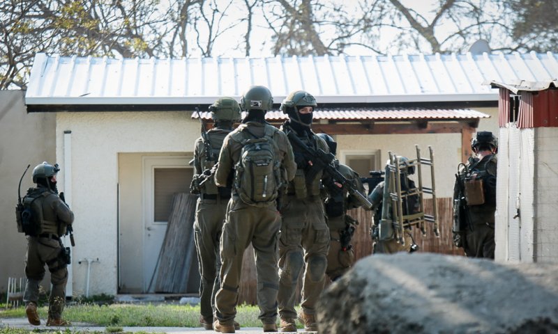 מצבו של קצין הימ"מ שנפצע קשה מוגדר יציב