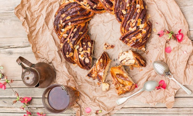 העוגה הכי נכונה לשבת: מתכון לשטרודל שמרים