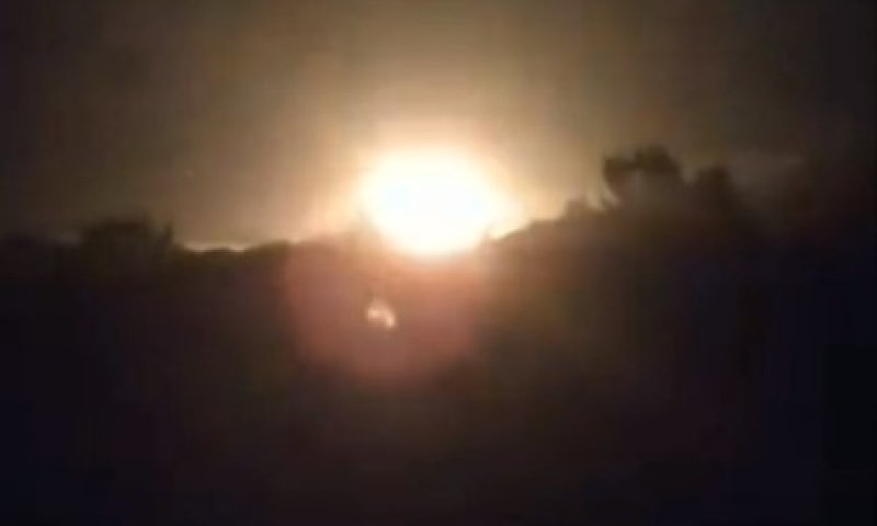 יוון: מטוס תובלה התרסק, חשש לחיי אנשי הצוות