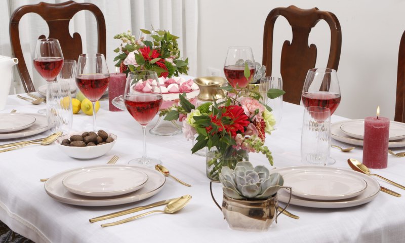 מדהים: נכנסה לחנות אחת ויצאה עם כל הקניות לחג