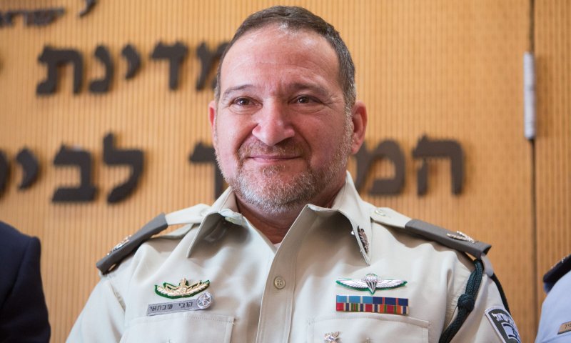 גנץ לנתניהו: "אתמוך במינוי קובי שבתאי כמנכ"ל קבוע"