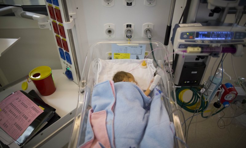 בן שנה וחצי לא התעורר משנתו בשבת, מצבו אנוש