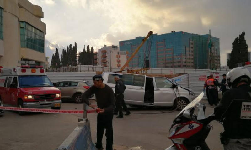 אסון מחריד: אישה נהרגה מקריסת עגורן