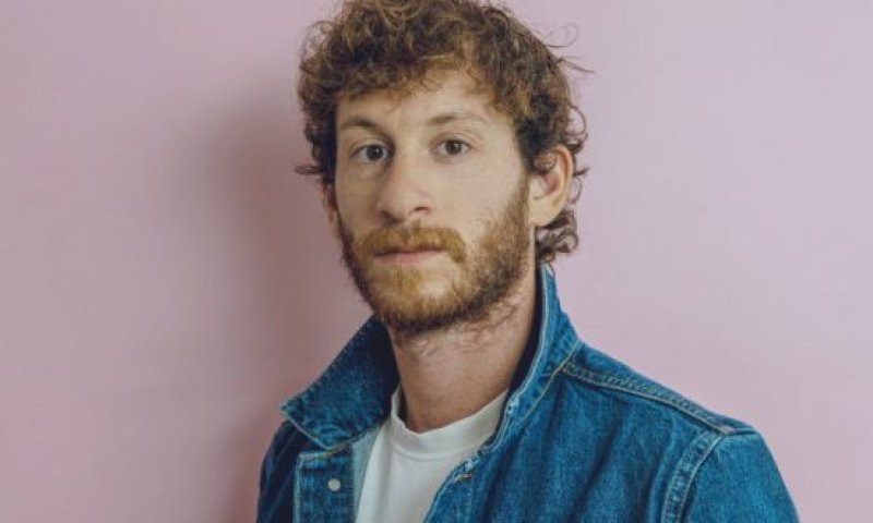 רגע לפני השידור החי: האם אלישע בנאי יפרוש מרוקדים עם כוכבים?