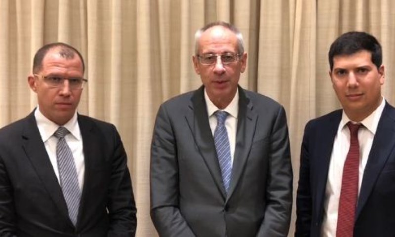 צוות ההגנה של נתניהו בהצהרה משותפת. צפו