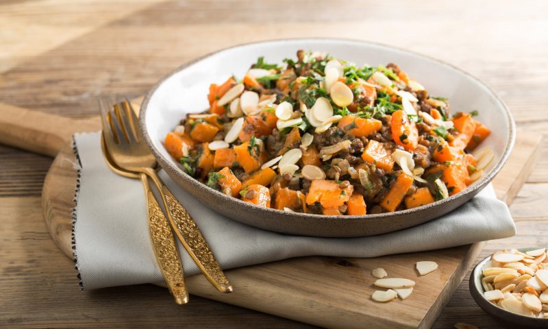 בריא וטעים: מתכון לסלט עדשים חם וחורפי