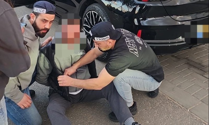 פצוע בינוני באירוע דקירה בתחנת דלק בכביש 2