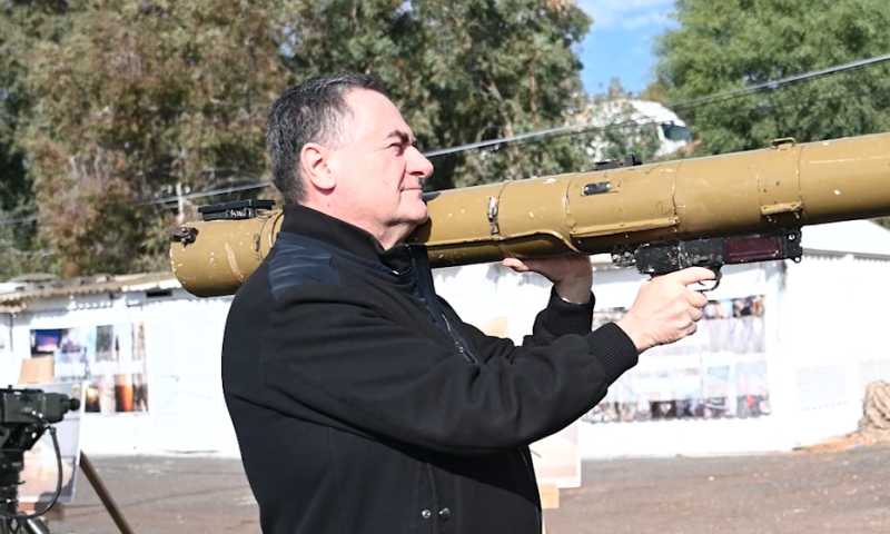 ישראל כ"ץ נכנס לזירה ללא רגשי נחיתות